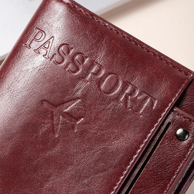 Passport Holder and Wallet in  - đánh giá và giá Travel Accessories Plane